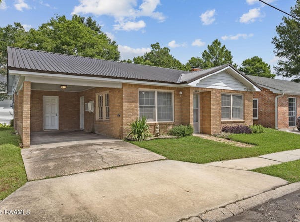 126 Vine Street, New Iberia, LA 70560