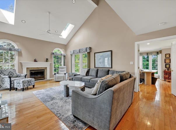 40 BELLCHASE, PIKESVILLE, MD 21208