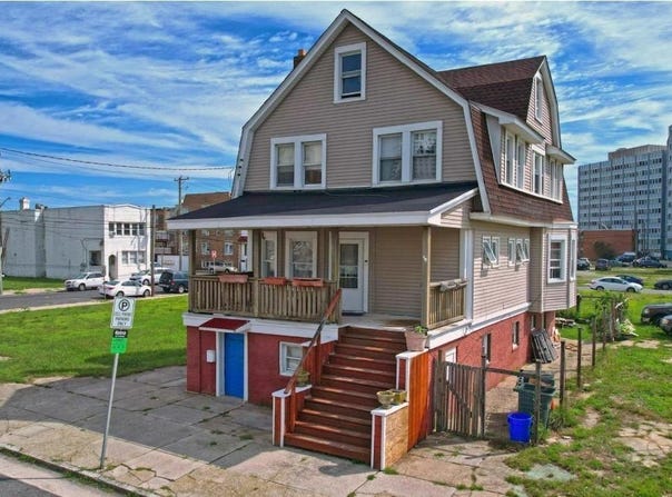 205 S Vermont Ave Ave, Atlantic City, NJ 08401