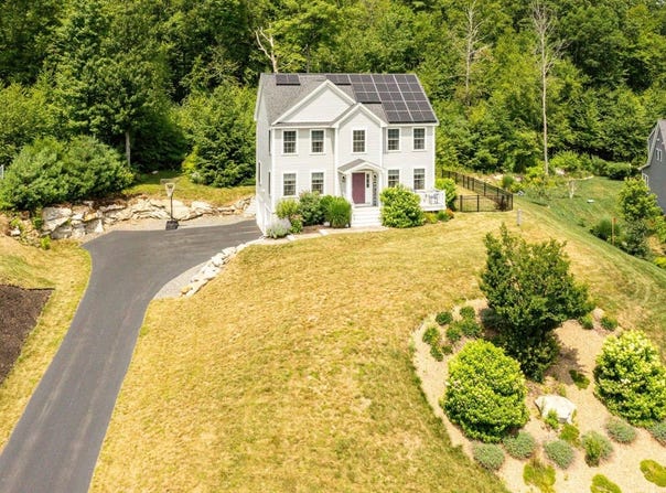 35 Thatcher Way, Barrington, NH 03825