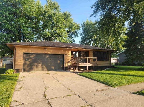 606 S Boxelder St, Norfolk, NE 68701
