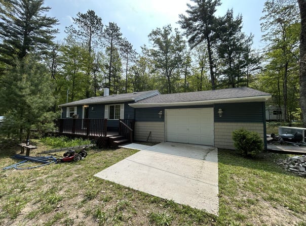 5805 S Pershing Road, Baldwin, MI 49304