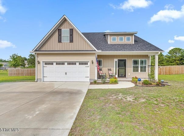 122 Derby Lane, Hampstead, NC 28443