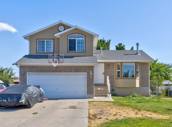 1681 W 350 N, West Point, UT 84015