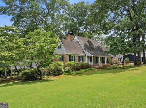 5622 Williamsburg, Norcross, GA 30093