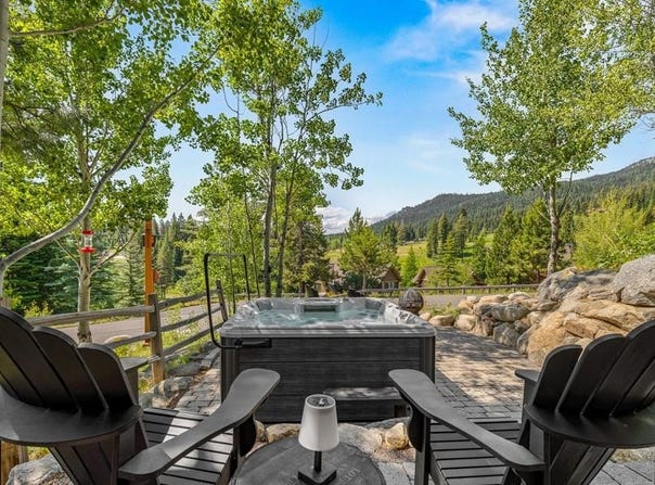 7 Golden Bench Court, Donnelly, ID 83615