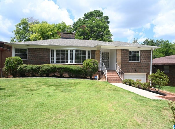 944 CENTER PLACE, BIRMINGHAM, AL 35211