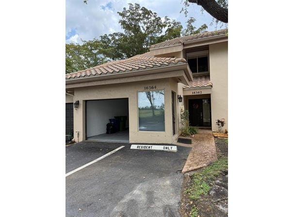 16364 Malibu Dr, Fort Lauderdale, FL 33326