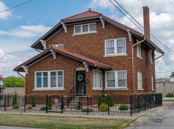 315 W Lexington Avenue, Elkhart, IN 46516