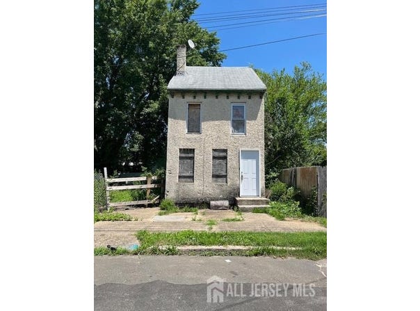 2018 miller Street, Camden City, NJ 08104