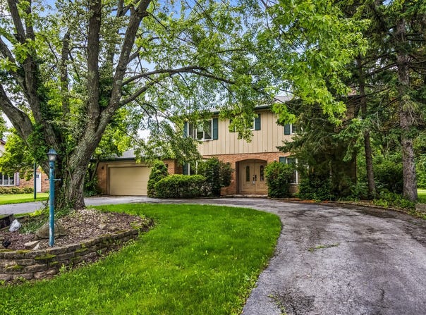 24656 S Willow Brook Trail, Crete, IL 60417