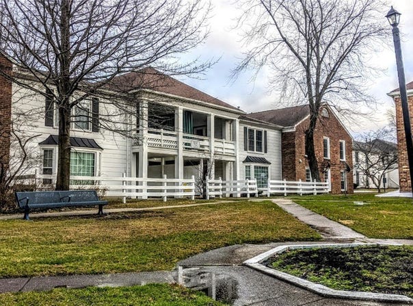 25 Trenton Square, Euclid, OH 44143