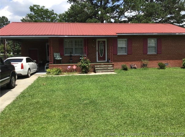 108 Thurlow Street, Red Springs, NC 28377