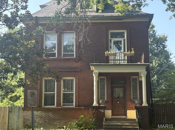 2918 Geyer Avenue, St Louis, MO 63104