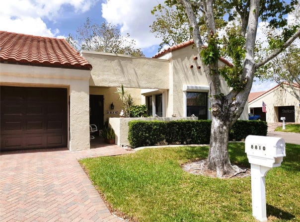 8810 41ST STREET N, PINELLAS PARK, FL 33782