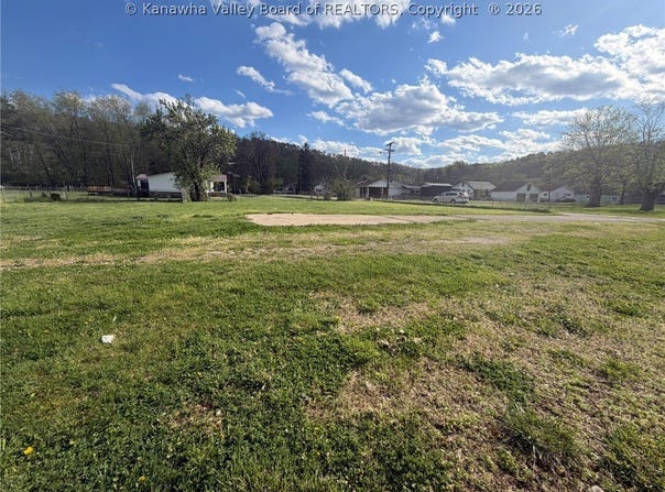 208 Maple Street, Hamlin, WV 25523