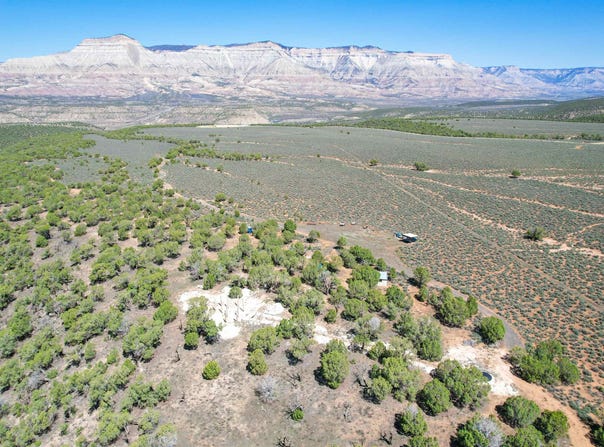 T Road, De Beque, CO 81630