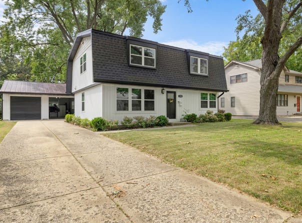 3703 Bluebird Lane, Rolling Meadows, IL 60008