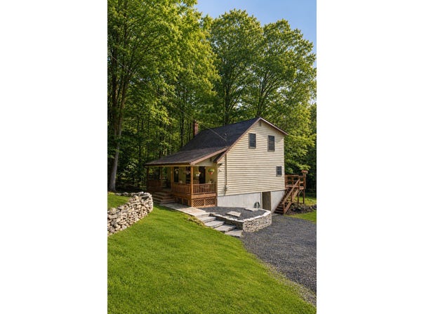 406 Campbell, Windham, NY 12496