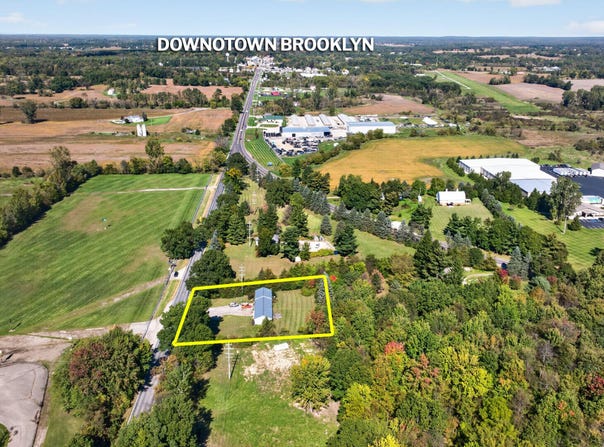 12375 Brooklyn Road, Brooklyn, MI 49230