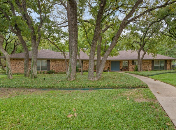 2420 Southridge Drive, Denton, TX 76205