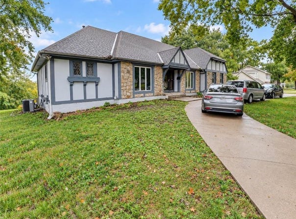 3424 S Norwood Avenue, Independence, MO 64052