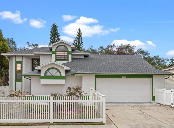 4527 SANDHURST DRIVE, ORLANDO, FL 32817