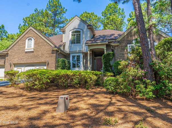 11 Squires Lane, Pinehurst, NC 28374