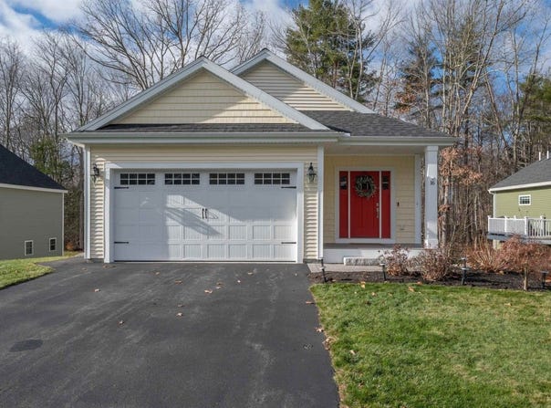 16 Currier Lane, Fremont, NH 03044