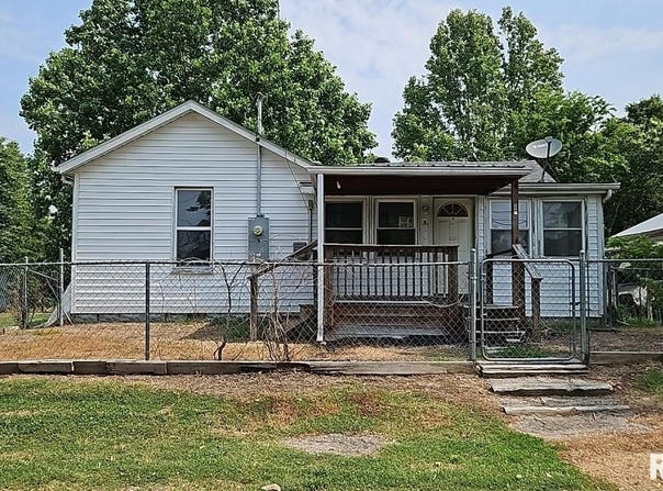 2130 Rains Street, Murphysboro, IL 62966