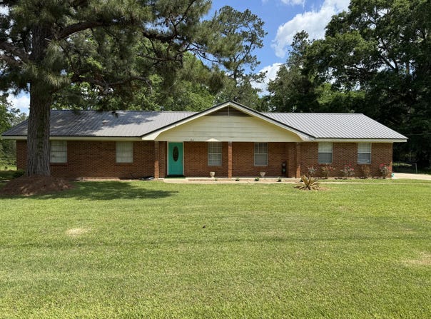 122 Anita Dr., Hattiesburg, MS 39401