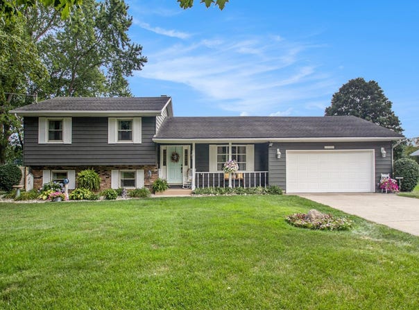 29740 County Road 22, Elkhart, IN 46517-8612