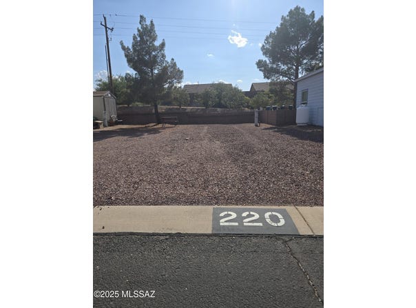 1030 Barrel Cactus Ridge, Benson, AZ 85602