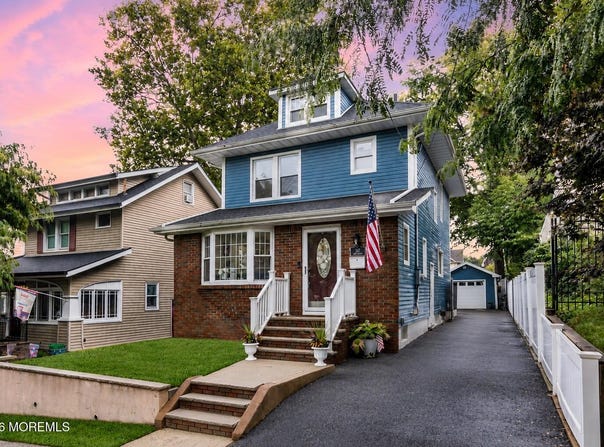 247 Post Avenue, Lyndhurst, NJ 07071