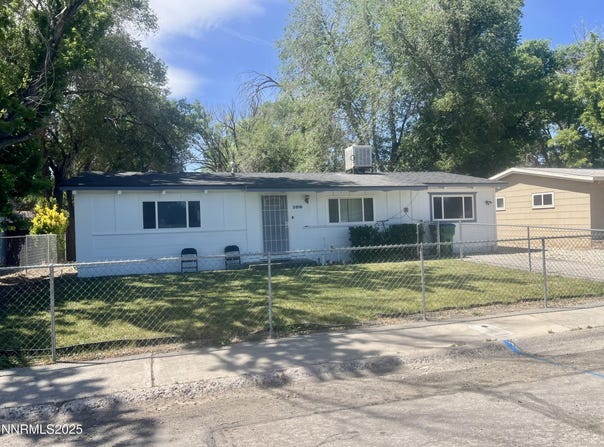 109 M Street, Sparks, NV 89431