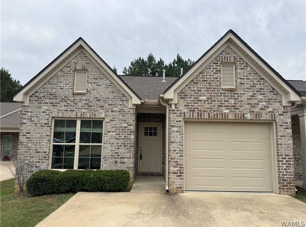 6724 Covington Villas Lane, Tuscaloosa, AL 35405