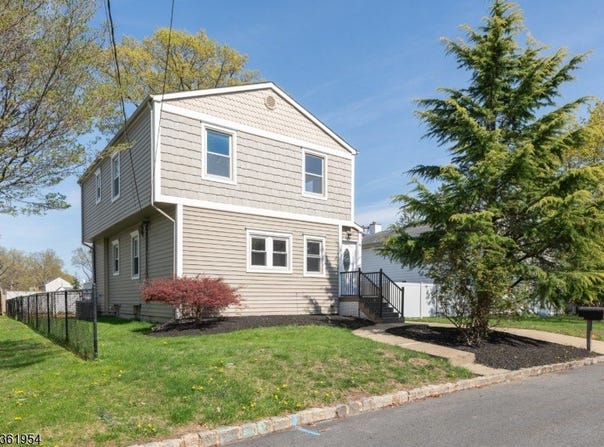 6 Lionel Pl, Hanover Twp., NJ 07981-1223