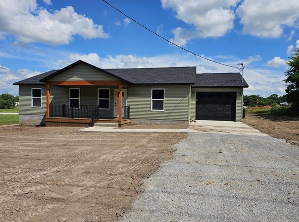 350 W Neosho Street, Granby, MO 64844