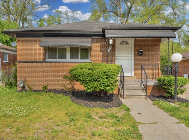 20504 Cherrylawn Street, Detroit, MI 48221