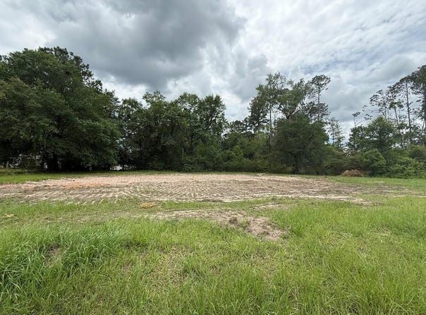 410 E Main Street, Hahira, GA 31632