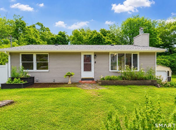 8 Phelps Lane, Deep River, CT 06417
