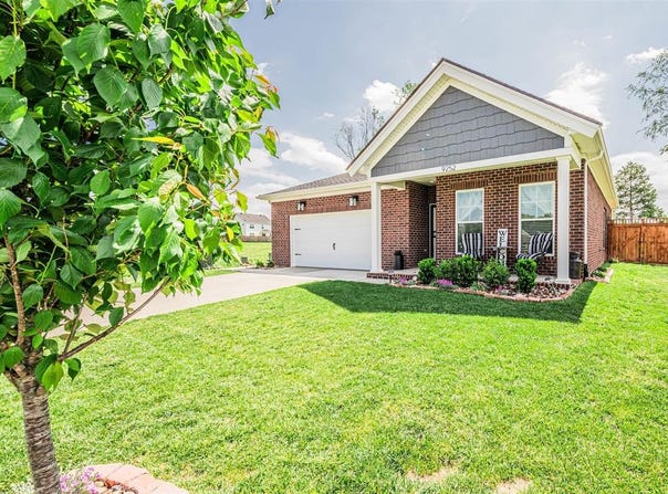 9252 Woodgate Circle, Alvaton, KY 42122