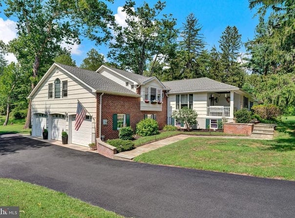 56 WILFRED AVENUE, TITUSVILLE, NJ 08560