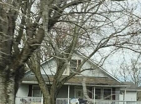 6716 HWY 490, East Bernstadt, KY 40729