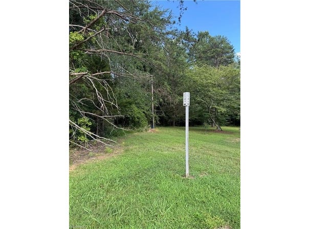 5029 Fletcher Drive, Walkertown, NC 27051