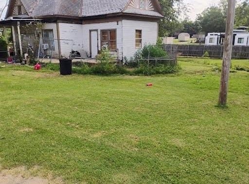 1328 W 8th Street, Sulphur, OK 73086