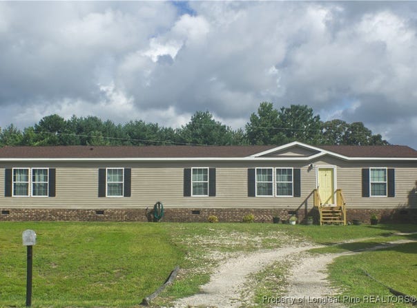 3 High Park Lane, St Pauls, NC 28384
