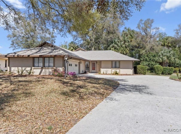1469 N Chapelcross Loop, Crystal River, FL 34429