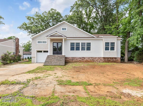 47 Asbury Avenue, Oceanport, NJ 07757
