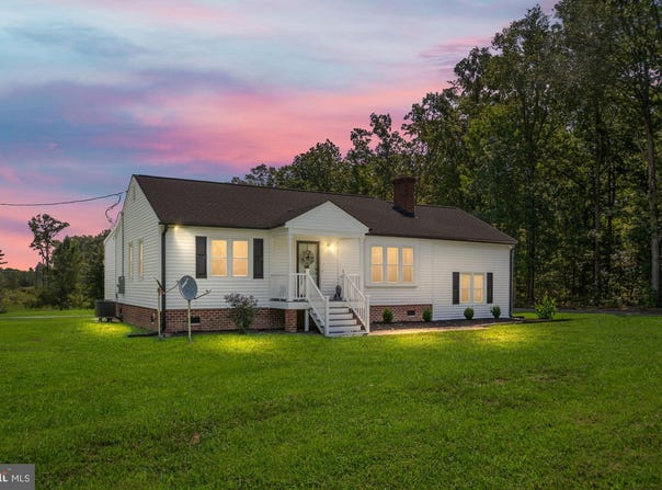 28053 SIGNBOARD ROAD, RUTHER GLEN, VA 22546